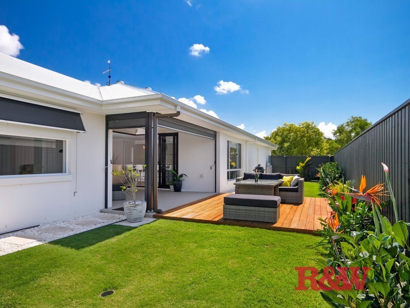 25 Honey Myrtle Road, Noosa Heads QLD 4567