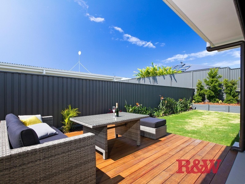 25 Honey Myrtle Road, Noosa Heads QLD 4567