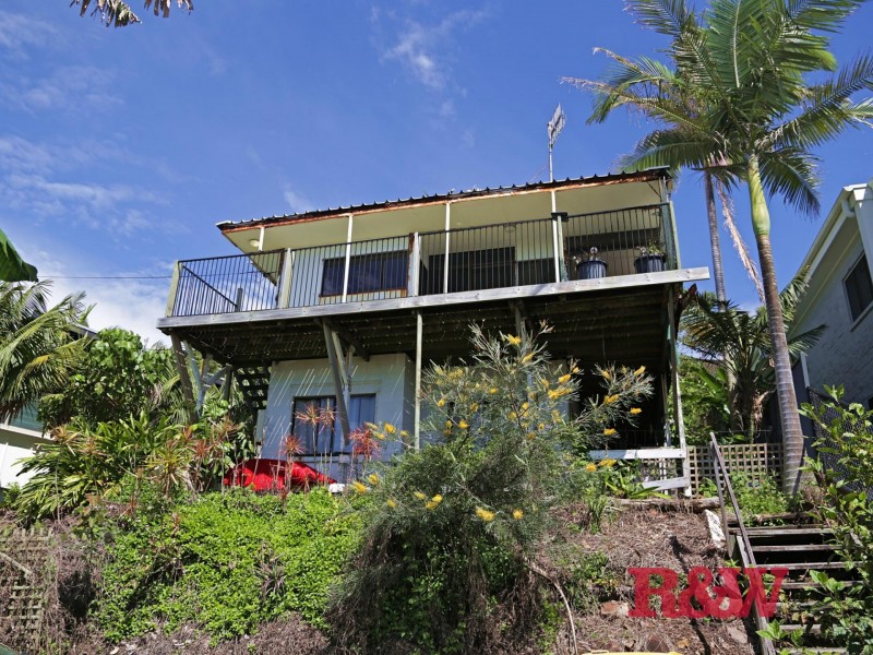 4 Barra Crescent, Coolum Beach QLD 4573