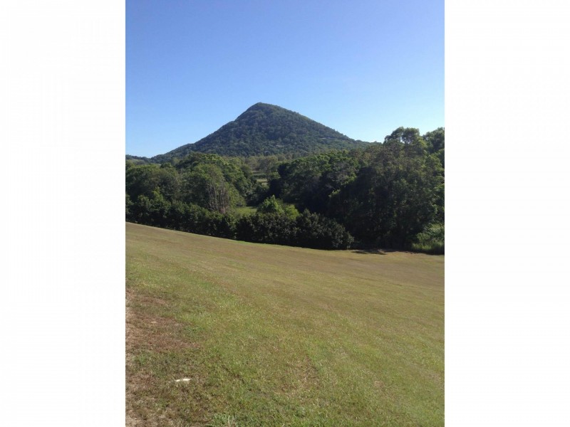 176 Dath Henderson Road, Lake Macdonald QLD 4563