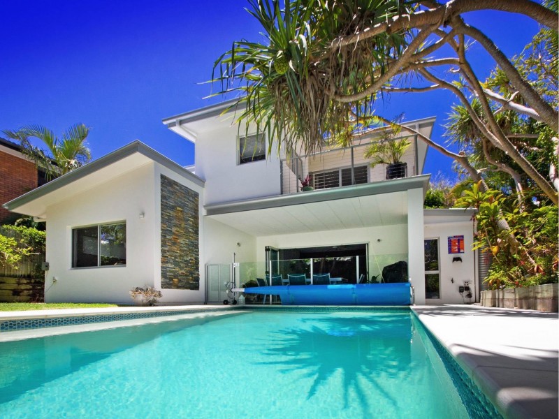 16 Ross Crescent, Sunshine Beach QLD 4567