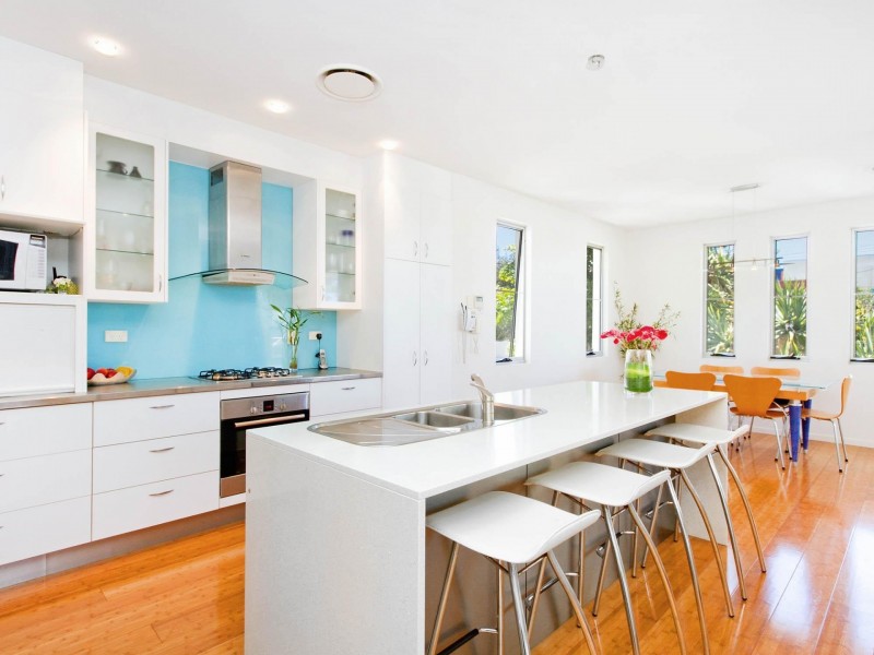 16 Ross Crescent, Sunshine Beach QLD 4567