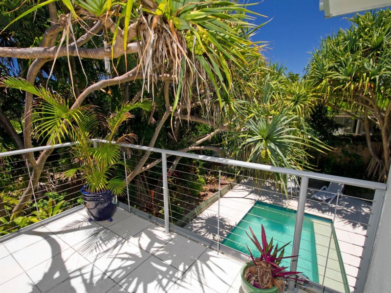16 Ross Crescent, Sunshine Beach QLD 4567