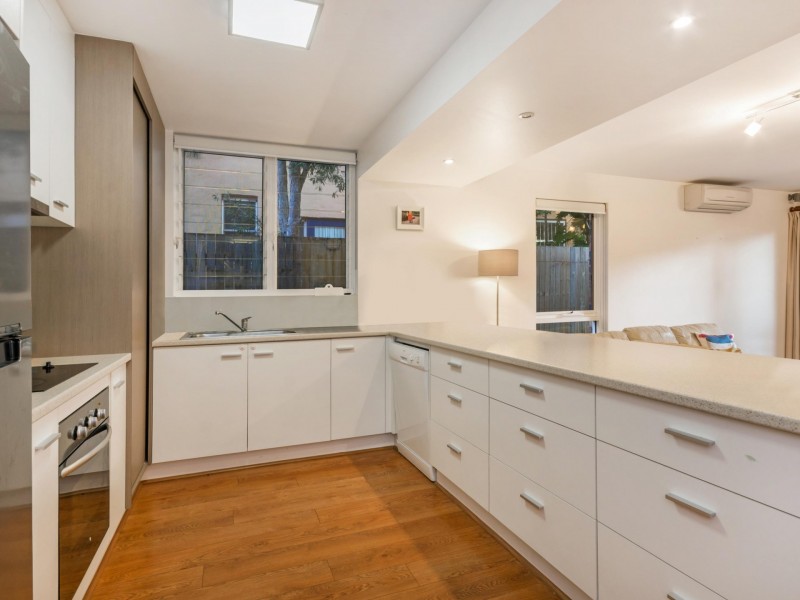 2/21 Viewland Drive, Noosa Heads QLD 4567