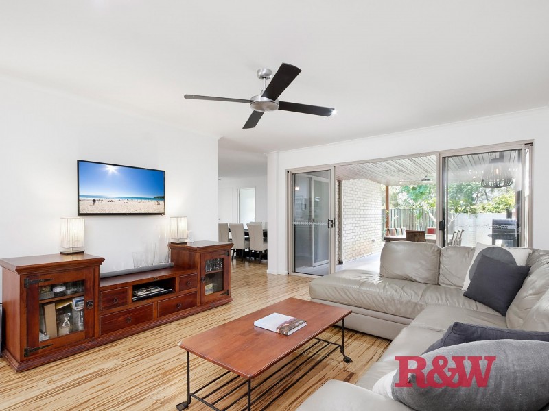 5/2  Swan Street (cnr Weyba Road), Noosaville QLD 4566