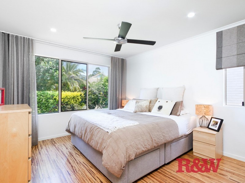 5/2  Swan Street (cnr Weyba Road), Noosaville QLD 4566