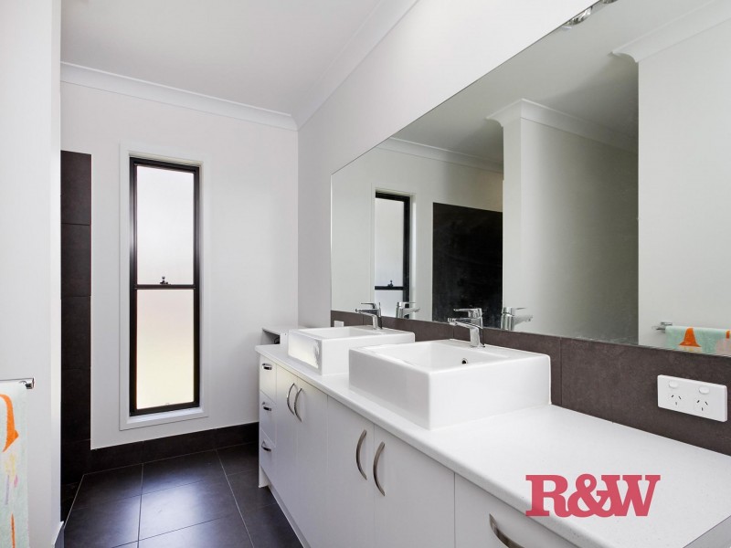 17 Azolla Circuit, Noosaville QLD 4566