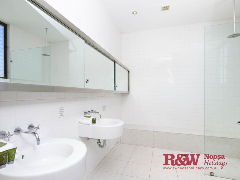 20 Arakoon Crescent, Sunshine Beach QLD 4567