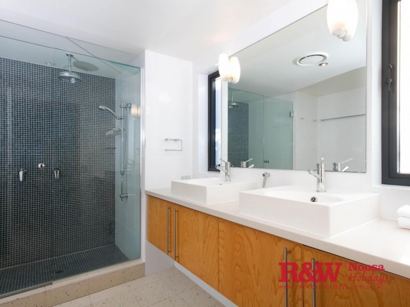 2/23 Hastings St, Noosa Heads QLD 4567