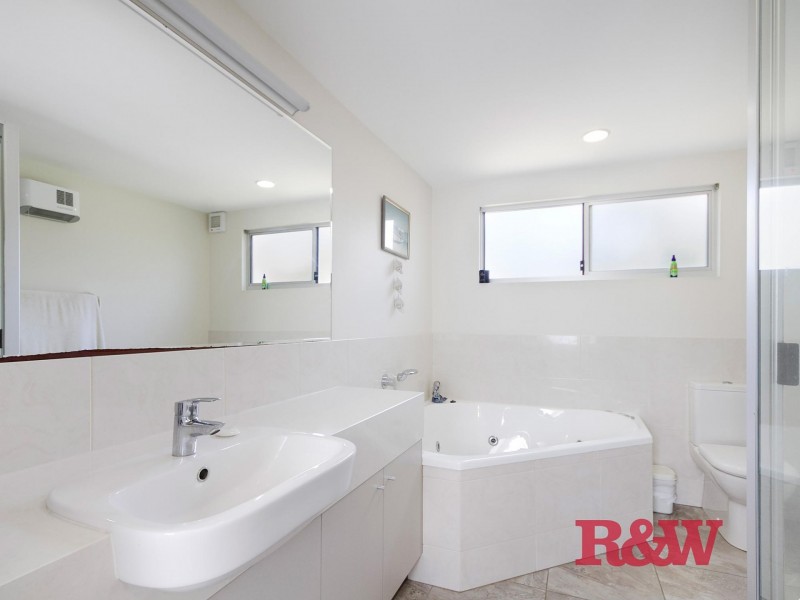 18 Banksia Avenue, Noosa Heads QLD 4567