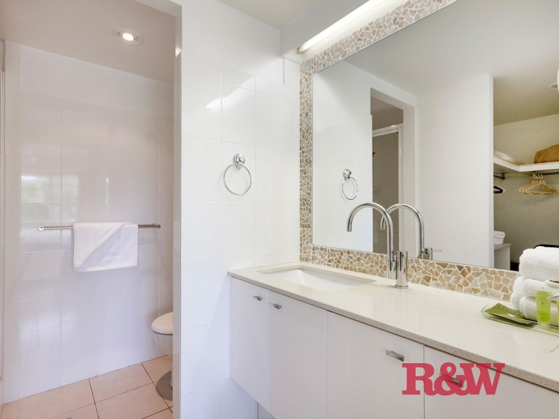 4 Noosa Crest, 2 Noosa Drive, Noosa Heads QLD 4567