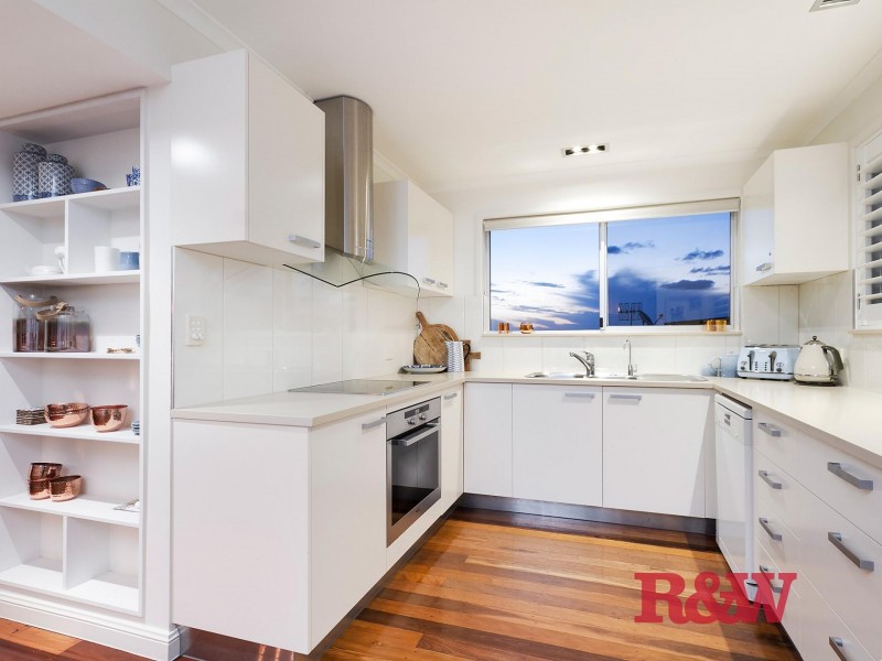 48 Nairana Rest, Noosa Heads QLD 4567