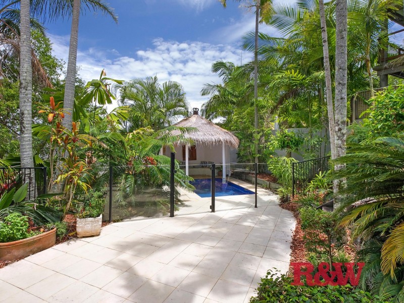 6 Nairana Rest, Noosa Heads QLD 4567