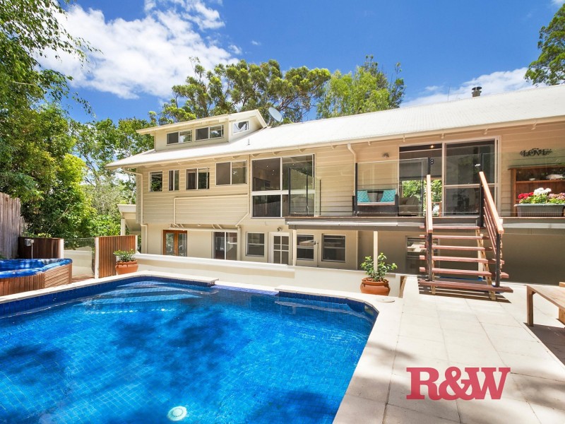 6 Moonare Crescent, Noosa Heads QLD 4567