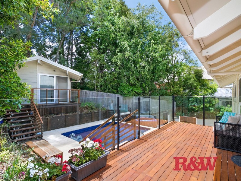 6 Moonare Crescent, Noosa Heads QLD 4567