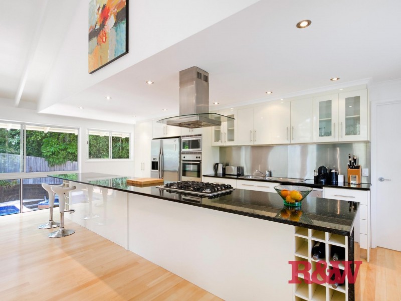 6 Moonare Crescent, Noosa Heads QLD 4567