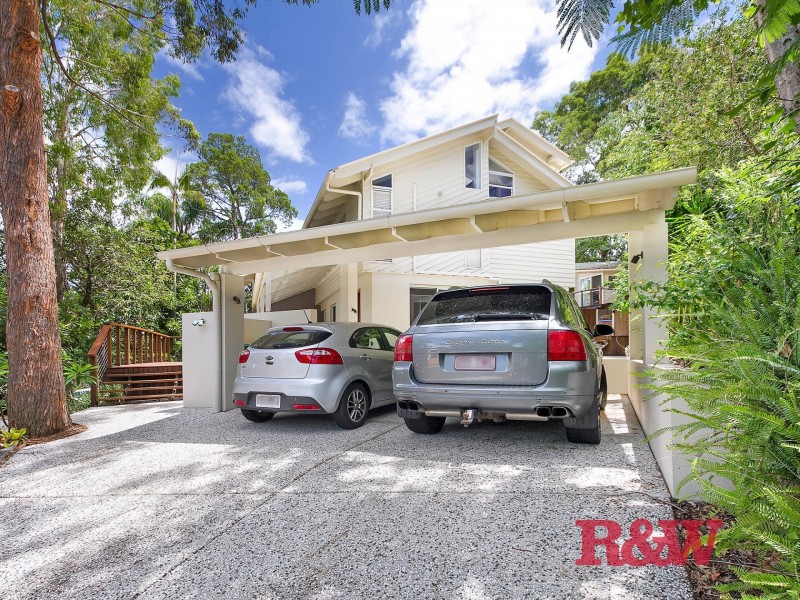 6 Moonare Crescent, Noosa Heads QLD 4567