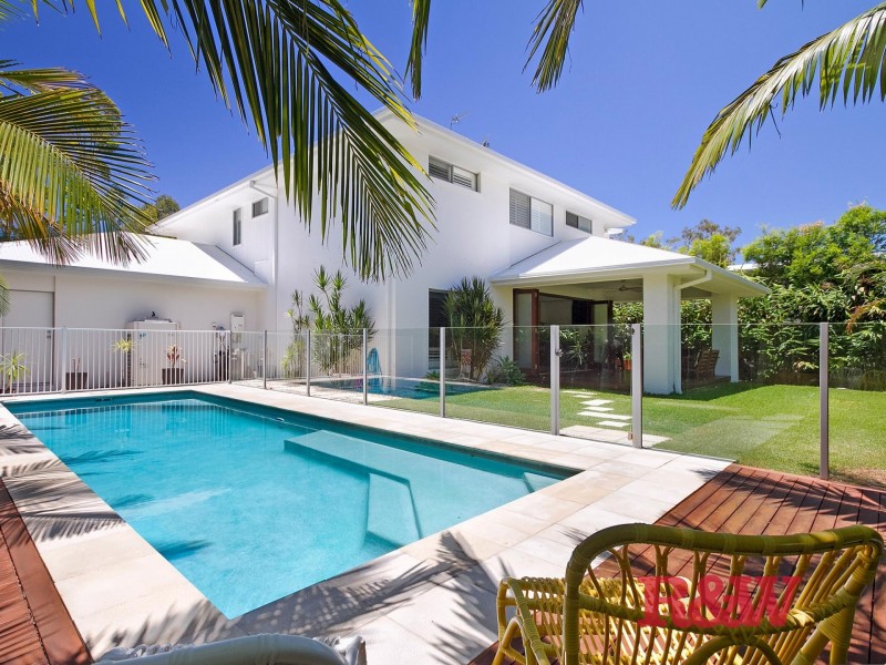 15 Jacksonia Place, Noosaville QLD 4566