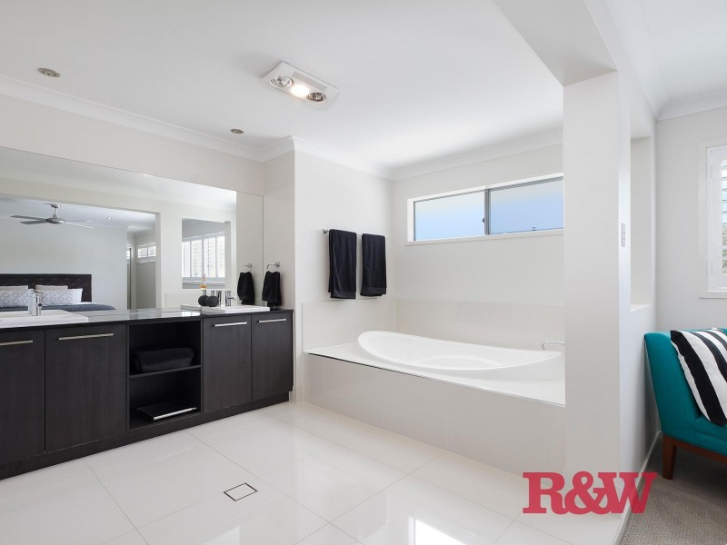 15 Jacksonia Place, Noosaville QLD 4566