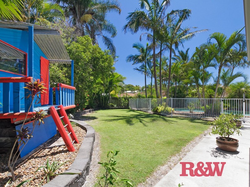 20 Dame Patti Drive, Sunrise Beach QLD 4567
