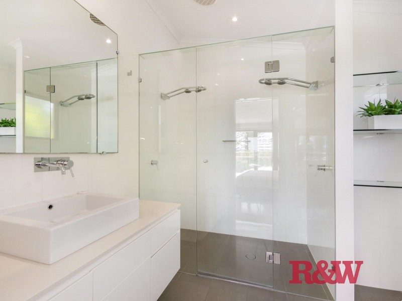 2/20 Kingfisher Drive, Peregian Beach QLD 4573