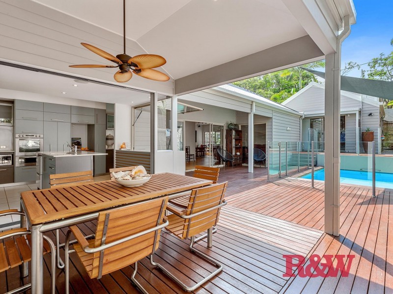 10 DWYER STREET, Sunshine Beach QLD 4567