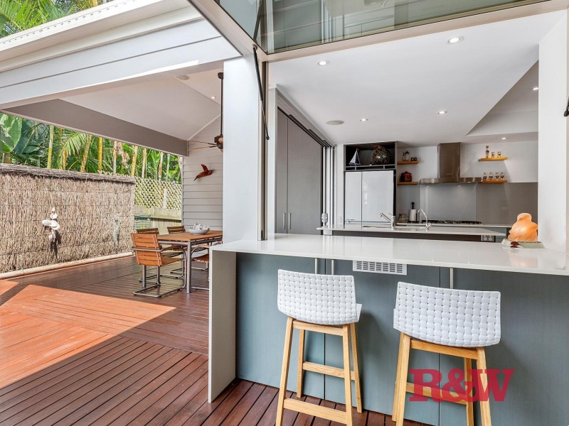 10 DWYER STREET, Sunshine Beach QLD 4567