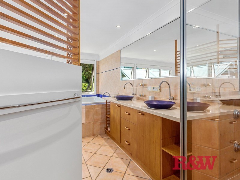 10 DWYER STREET, Sunshine Beach QLD 4567