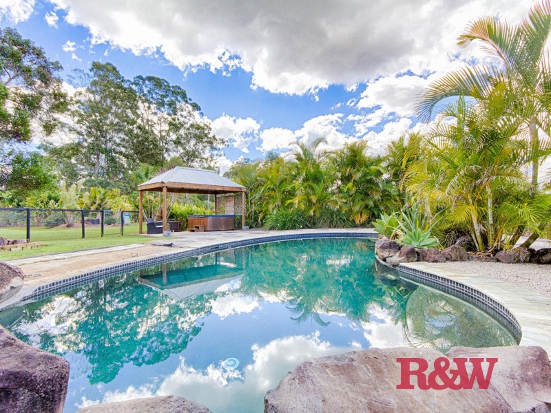 64 Orana Avenue, Pomona QLD 4568