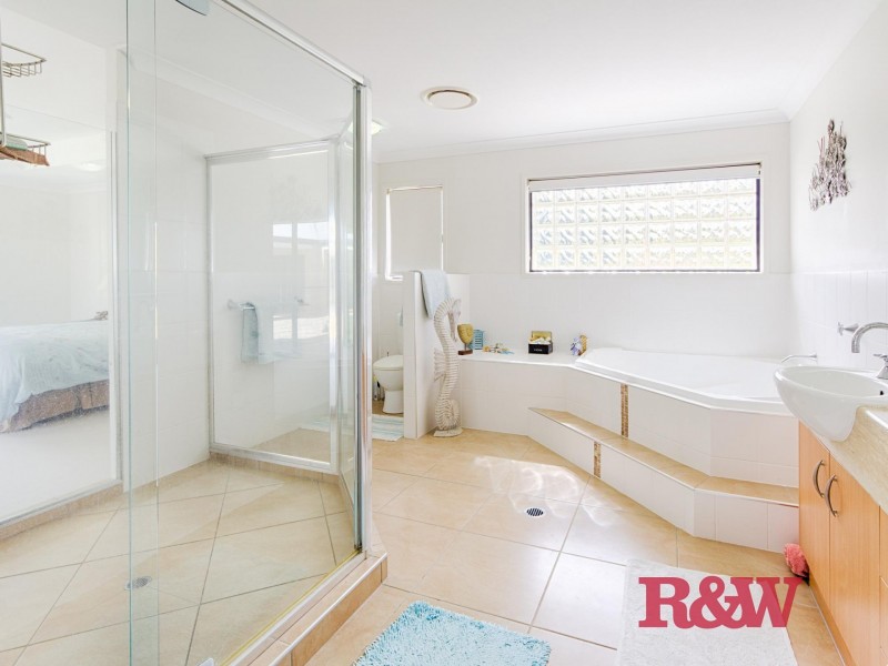 64 Orana Avenue, Pomona QLD 4568