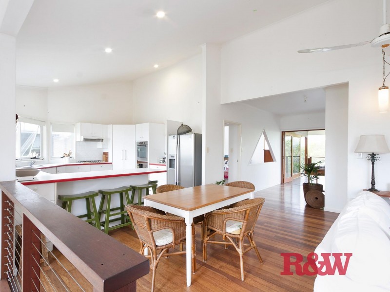 335 David Low Way, Peregian Beach QLD 4573