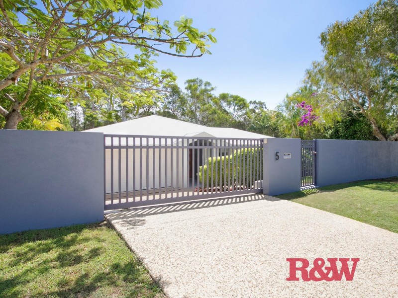 5 Burgess Drive, Tewantin QLD 4565