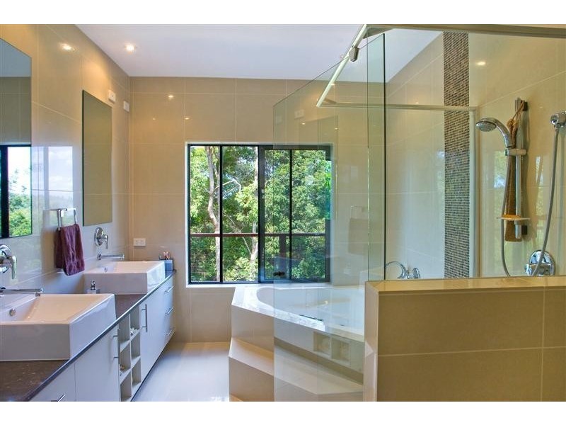 343-347 Sunrise Road, Doonan QLD 4562