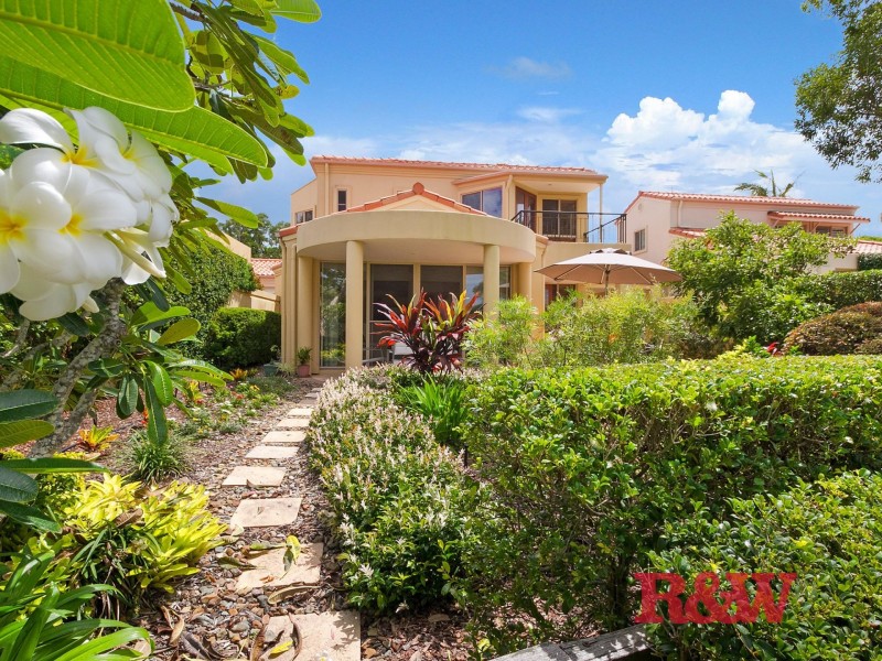 120/61 ‘Cascades’ Noosa Springs Dr, Noosa Springs QLD 4567