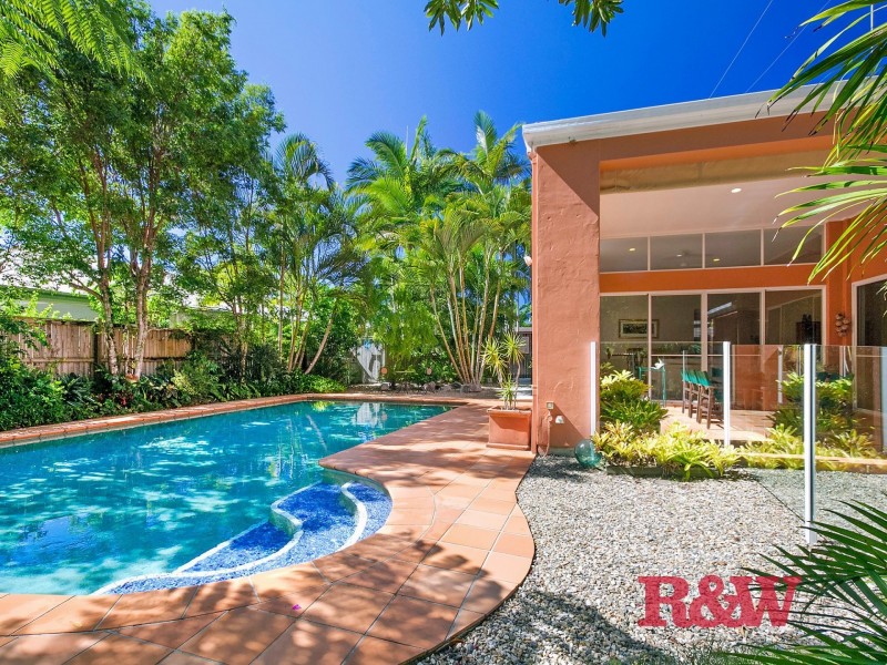 11 Helm Court, Noosaville QLD 4566