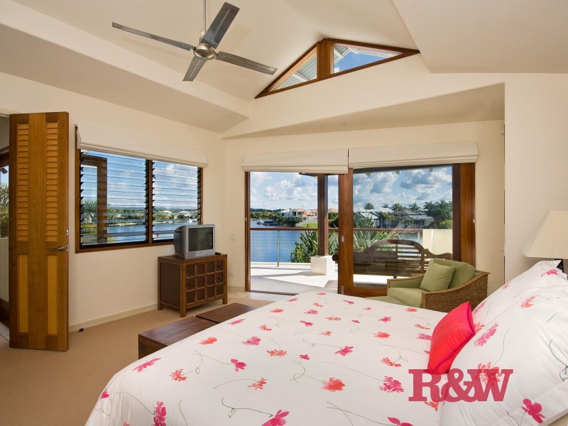33 Masthead Quay, Noosa Waters QLD 4566