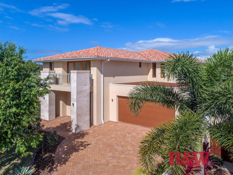 9 Springs Crescent, Noosa Heads QLD 4567