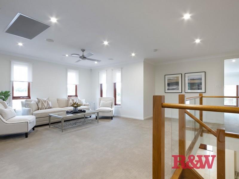 9 Springs Crescent, Noosa Heads QLD 4567