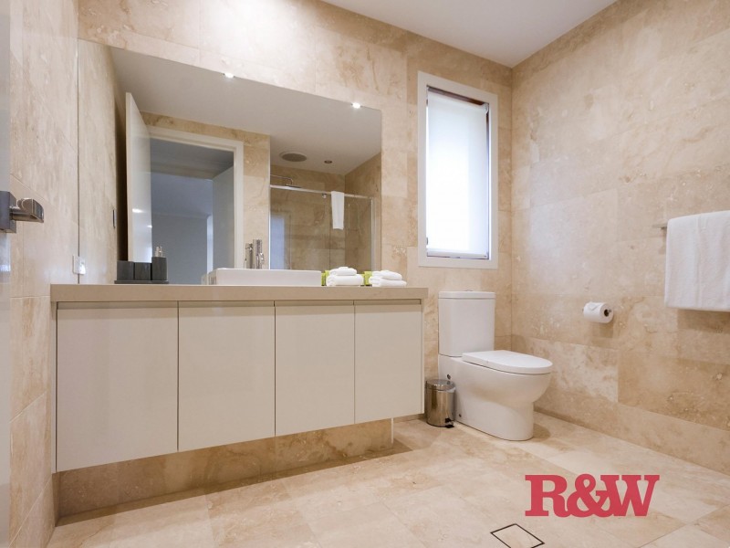 9 Springs Crescent, Noosa Heads QLD 4567