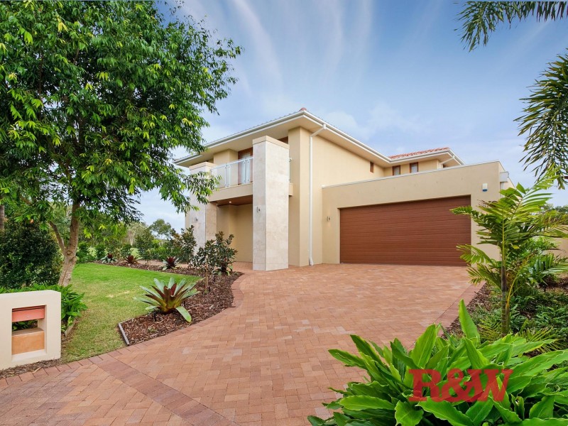9 Springs Crescent, Noosa Heads QLD 4567