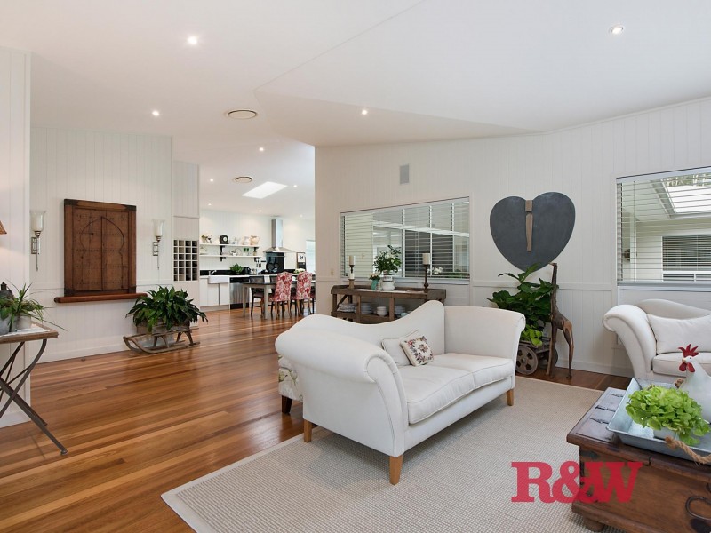 87 Lake Weyba Drive, Noosaville QLD 4566