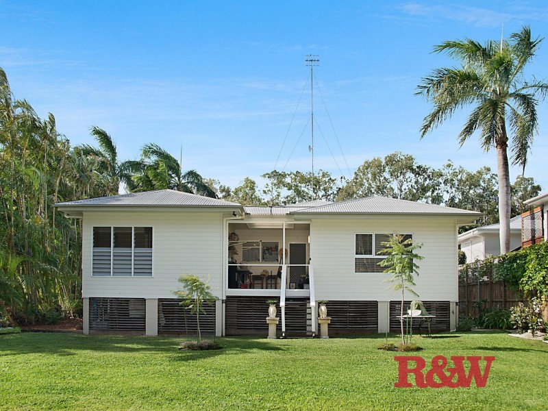 87 Lake Weyba Drive, Noosaville QLD 4566