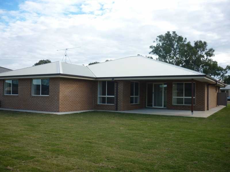 46 Sommerfeld Cres, Chinchilla QLD 4413