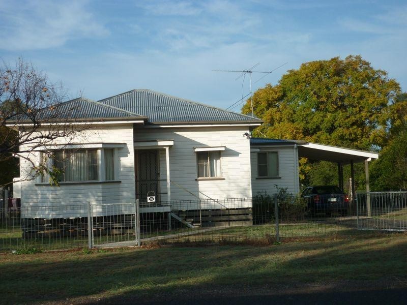 38 Durah Street, Chinchilla QLD 4413