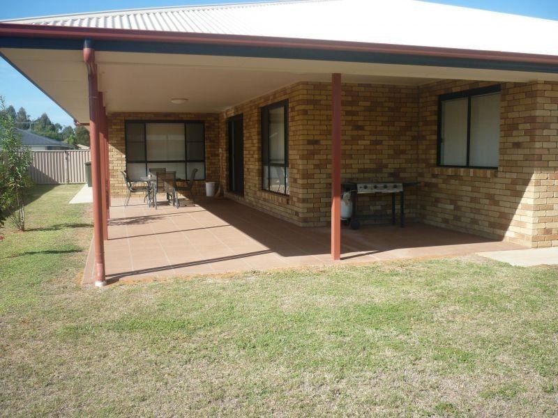 20 Sommerfeld Crescent, Chinchilla QLD 4413