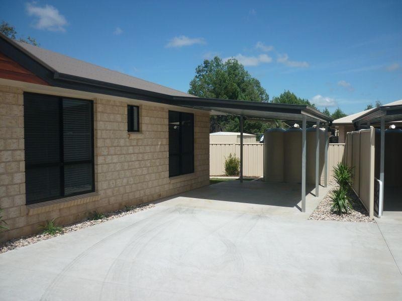 Villas 1 to 3/10 Davidson Court, Chinchilla QLD 4413