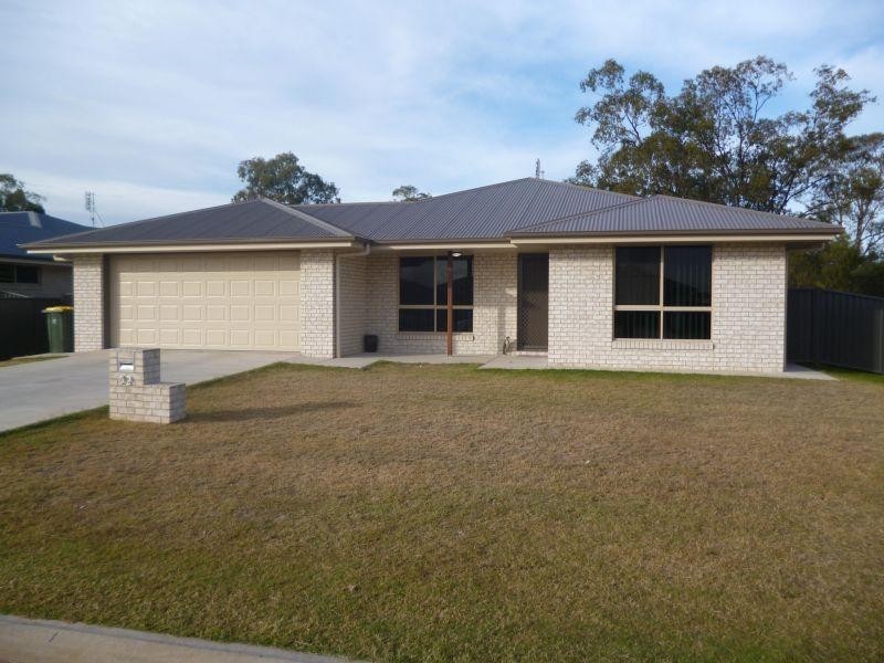 32 Cameron Street, Chinchilla QLD 4413