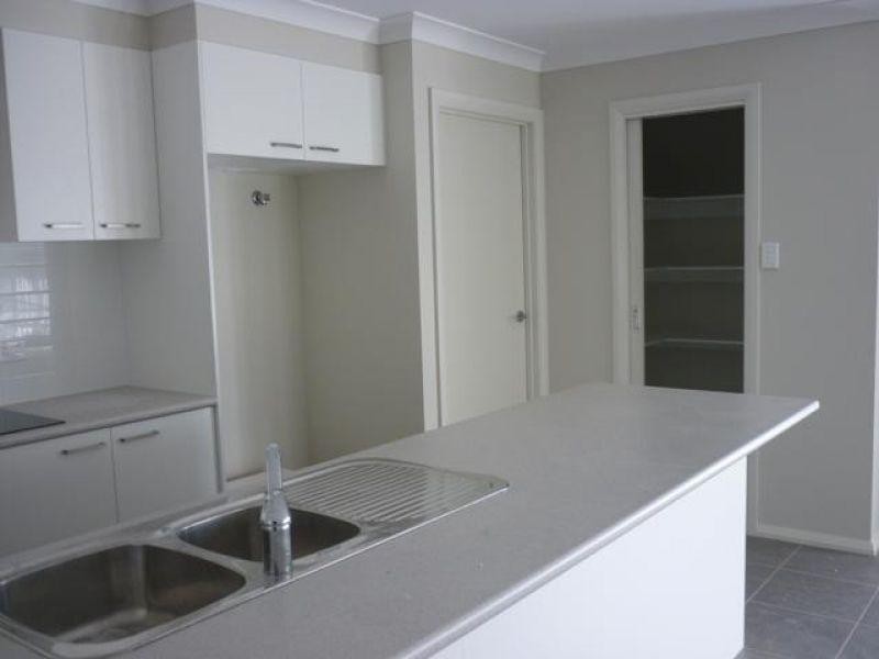 32 Cameron Street, Chinchilla QLD 4413