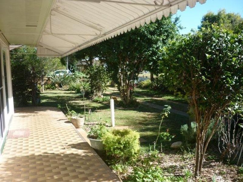 25 Evans Street, Chinchilla QLD 4413