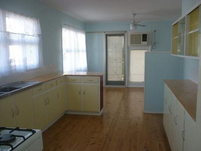 25 Evans Street, Chinchilla QLD 4413